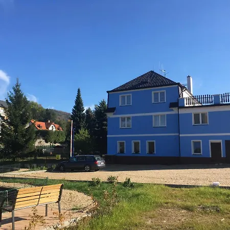 Montana Hotel